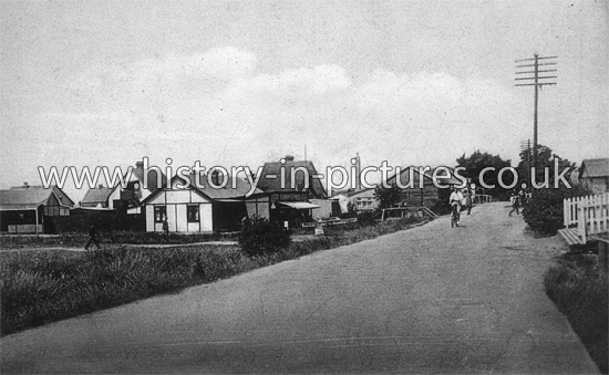 Road to Leighbeck, Canvey Isalnd, Essex. c.1940's